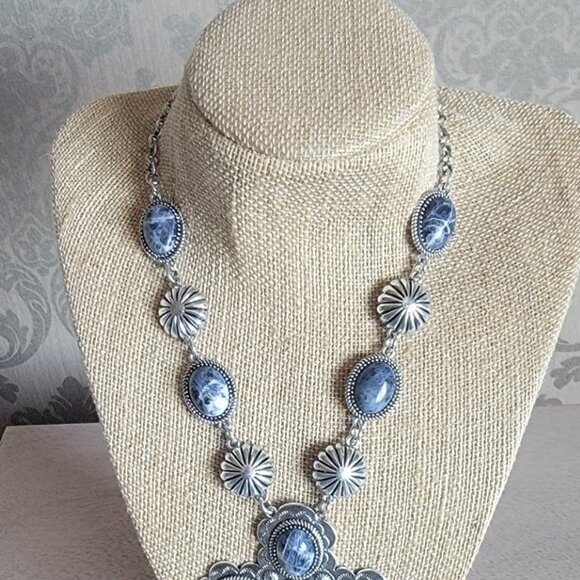 Silver Tone Cross Necklace - Picture 6 of 6